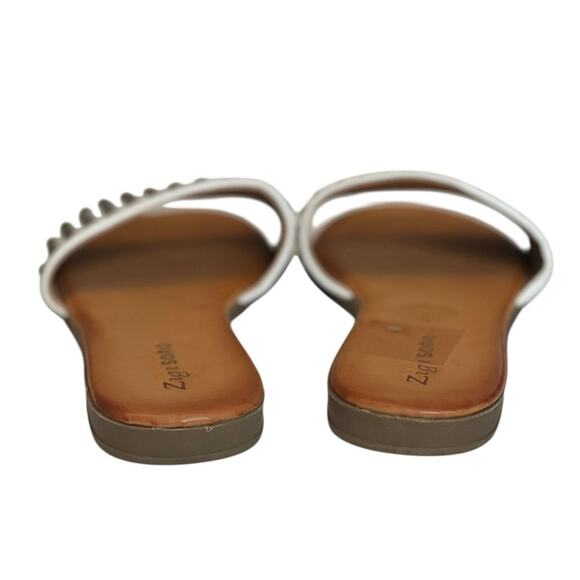 NWOT Zigi Soho Slides - White Faux Leather with Silver Studs - 9 - Picture 4 of 10